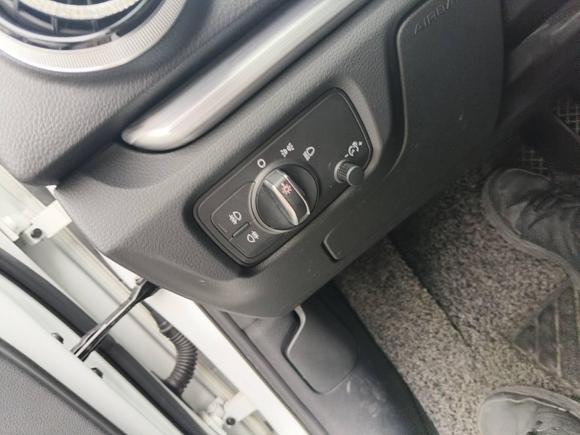 [上海·沪B] 二手奥迪奥迪A32016款 Limousine 35 TFSI 风尚型