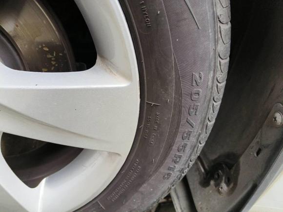 [武汉·鄂A] 二手现代朗动2013款 1.6L 自动领先型