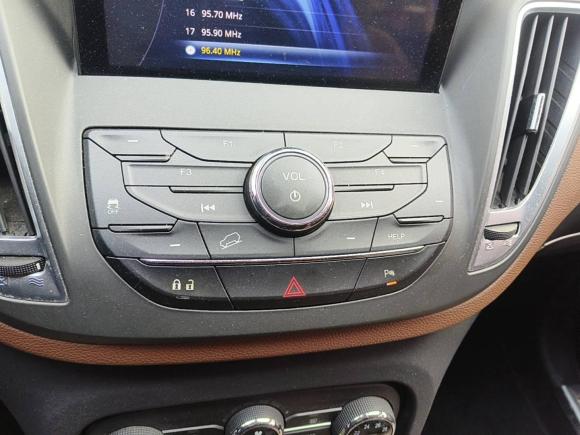 [青岛·鲁B] 二手东南东南DX72015款 1.5T 自动豪华型