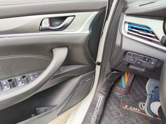 [广州·赣C] 二手长安逸动2018款 1.6L GDI 自动时尚型