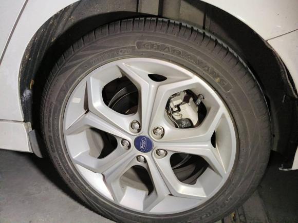 [成都·川A] 二手福特福克斯2012款 两厢 2.0L 自动豪华运动型