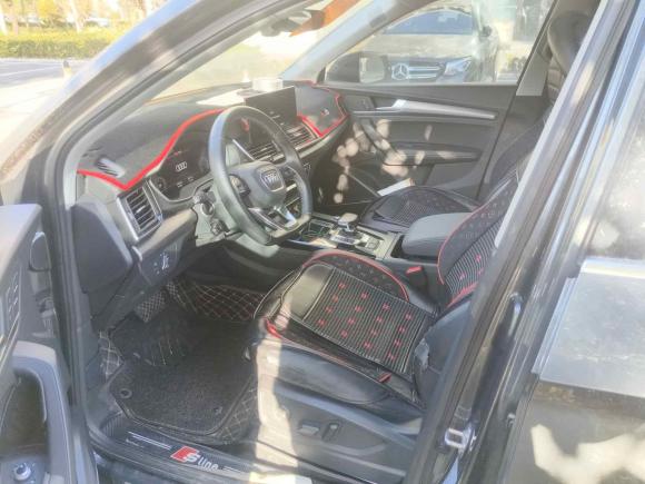 [上海·赣A] 二手奥迪奥迪Q5L2021款 45 TFSI 豪华动感型