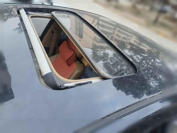 [上海·豫K] 二手现代朗动2013款 1.6L 自动尊贵型