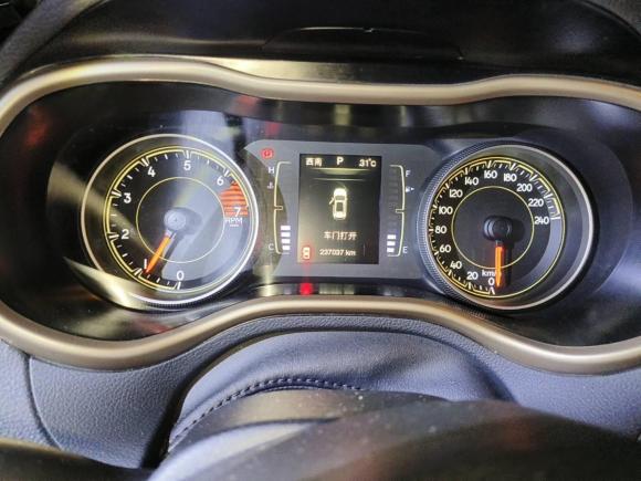 [合肥·皖A] 二手Jeep自由光2016款 2.4L 专业版