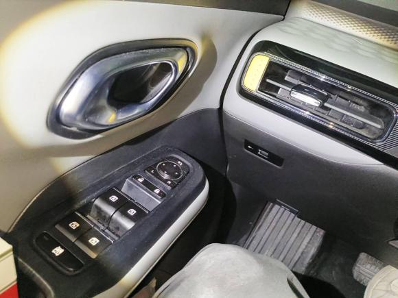 [上海·沪A] 二手埃安AION Y2022款 70 科技版 磷酸铁锂