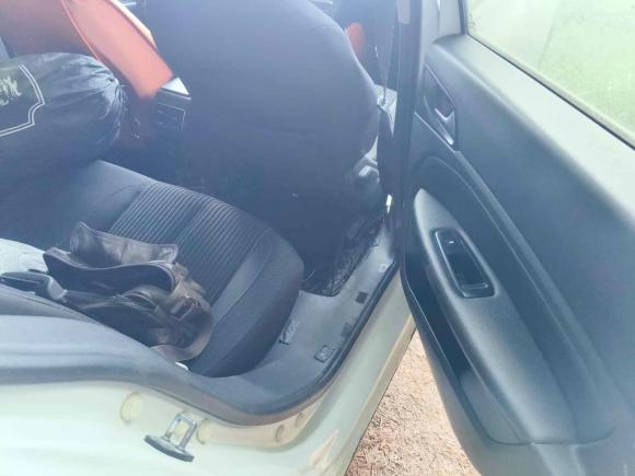 [深圳·贵A] 二手标致标致4082014款 1.8L 自动豪华版