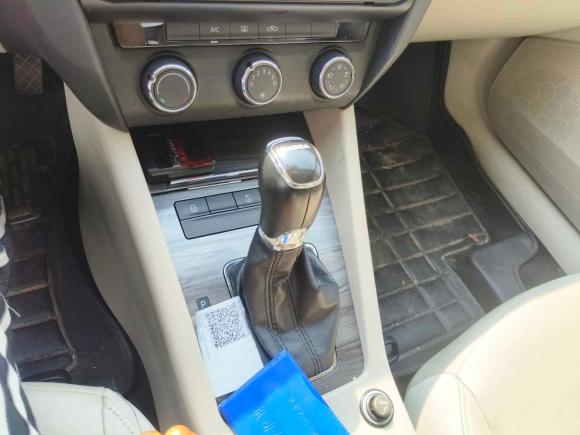 [杭州·赣L] 二手斯柯达明锐2015款 1.6L 自动逸俊版