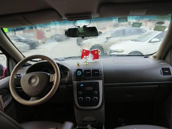 [武汉·鄂A] 二手别克别克GL82014款 2.4L 经典版