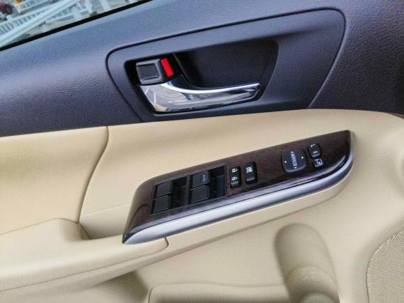 [义乌·辽A] 二手丰田凯美瑞2016款 2.0G 十周年纪念豪华版