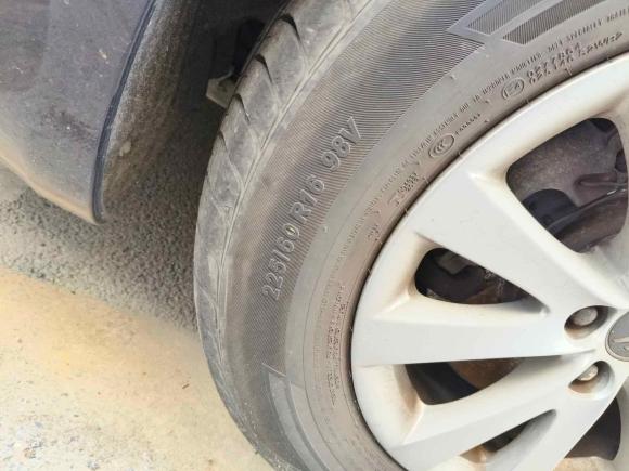 [深圳·粤B] 二手雪铁龙雪铁龙C52014款 2.0L 自动尊悦型