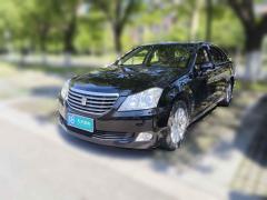 [无锡·苏B]丰田&nbsp;&nbsp;皇冠&nbsp;&nbsp;2010款 2.5L Royal 真皮天窗版