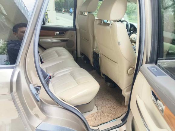 [上海·沪A] 二手路虎揽胜运动版2012款 3.0 TDV6 HSE 柴油版