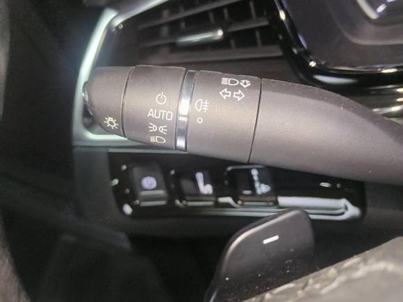 [武汉·鄂A] 二手凯迪拉克凯迪拉克XT52018款 25T 豪华型