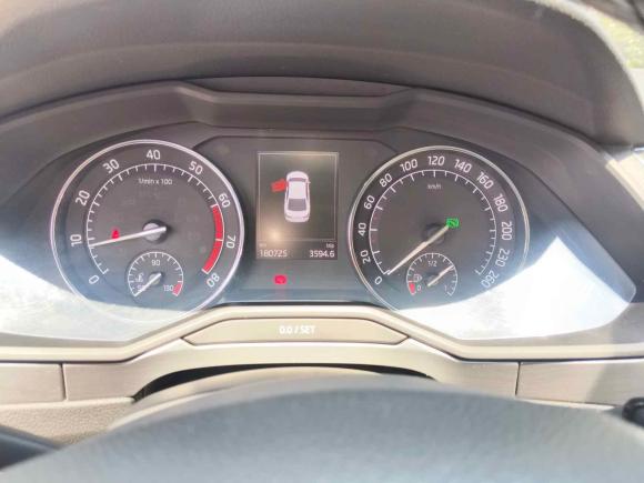 [湖州·鲁Q] 二手斯柯达速派2016款 TSI280 DSG创行版