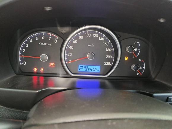 [青岛·鲁B] 二手现代悦动2011款 1.6L 自动舒适型