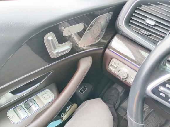 [佛山·粤E] 二手奔驰奔驰GLE2020款 改款 GLE 350 4MATIC 时尚型