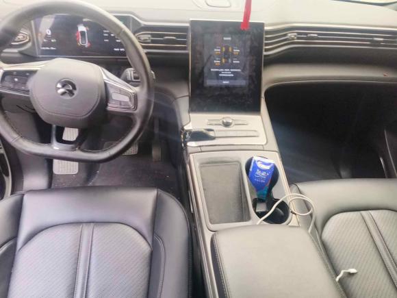 [深圳·粤B] 二手蔚来蔚来ES62020款 420KM 运动版