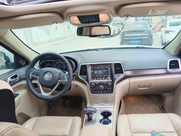 [济南·鲁P] 二手Jeep大切诺基2015款 3.6L 豪华导航版