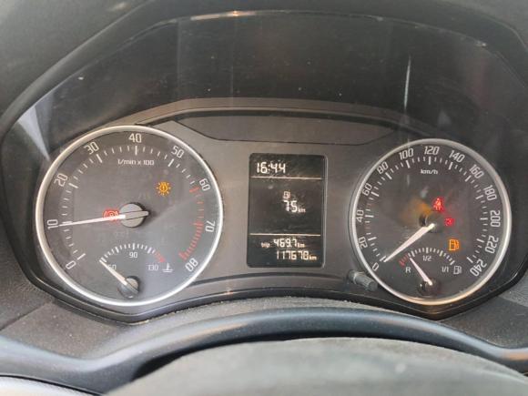 [西安·陕U] 二手斯柯达明锐2015款 经典款 1.6L 手动逸致版