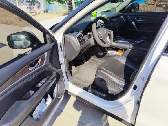 [南通·苏A] 二手本田本田UR-V2017款 370TURBO 两驱尊贵版 国V