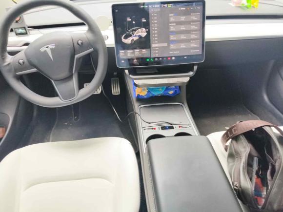 [深圳·粤B] 二手特斯拉Model 32021款 Performance高性能全轮驱动版 3D6