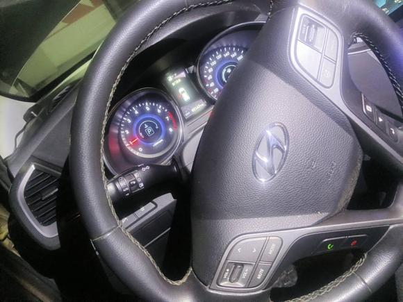 [嘉兴·浙F] 二手现代胜达2013款 2.4L 自动两驱智能型