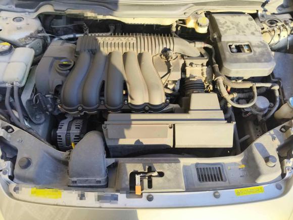 [上海·沪A] 二手沃尔沃沃尔沃S402007款 2.4i 智尚版