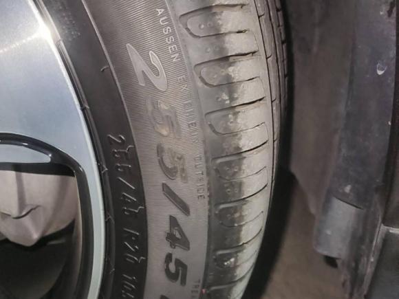 [上海·沪B] 二手奔驰奔驰GLC2022款 GLC 300 L 4MATIC 动感型臻藏版