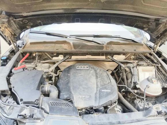 [南昌·赣A] 二手奥迪奥迪Q5L2020款 40 TFSI 荣享进取型