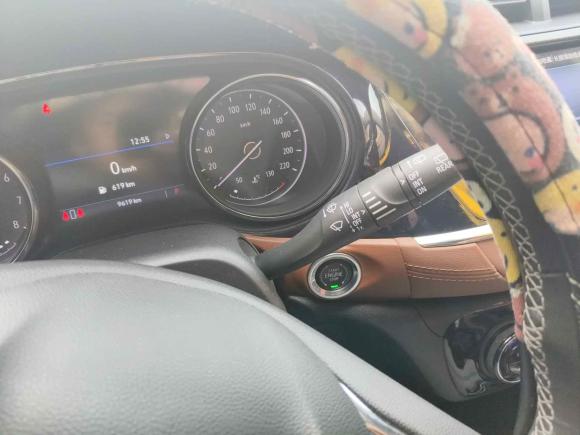 [武汉·鄂A] 二手别克昂科拉GX2022款 332T CVT两驱豪华型