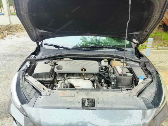 [上海·浙F] 二手名爵MG52022款 180DVVT 手动青春豪华版