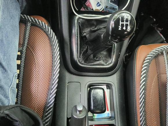 [苏州·甘L] 二手长安欧尚长安欧尚CX702016款 1.6L 手动智联型