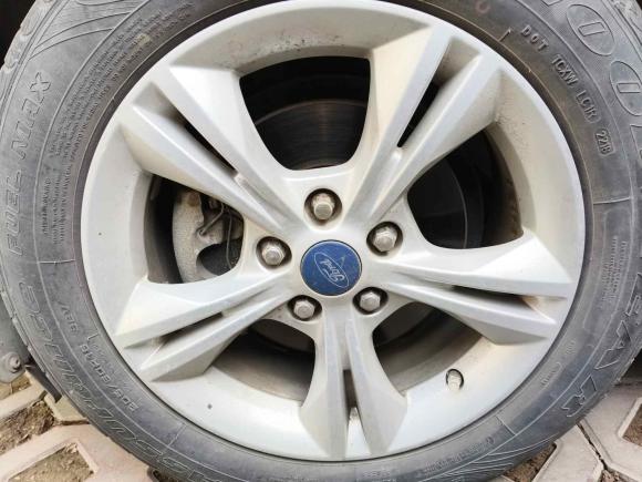 [西安·陕A] 二手福特福克斯2012款 三厢 1.6L 自动风尚型