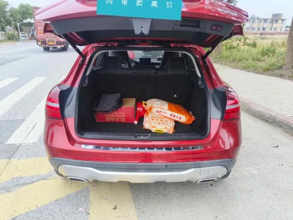 [上海·沪C] 二手奔驰奔驰GLA2018款 GLA 200 动感型