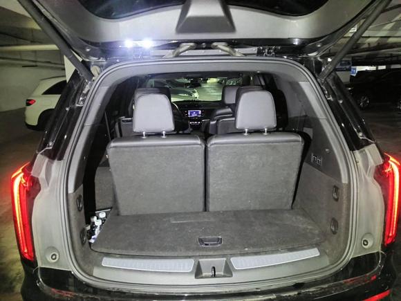 [广州·粤A] 二手凯迪拉克凯迪拉克XT62021款 2.0T 六座两驱豪华型