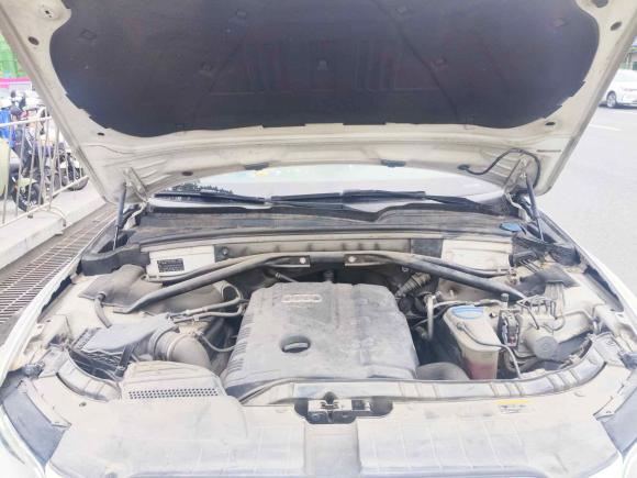 [广州·粤D] 二手奥迪奥迪Q52013款 40 TFSI 技术型