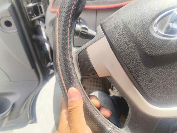 [杭州·豫B] 二手大通新途V802014款 2.5T 尊杰版短轴低顶
