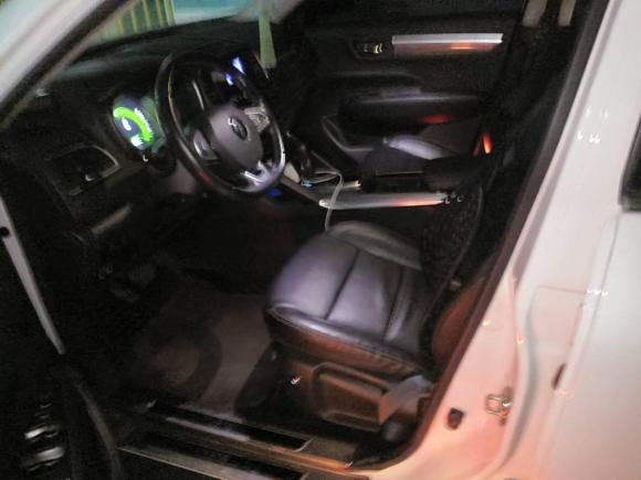 [苏州·苏E] 二手雷诺科雷傲2017款 2.0L 两驱领先版