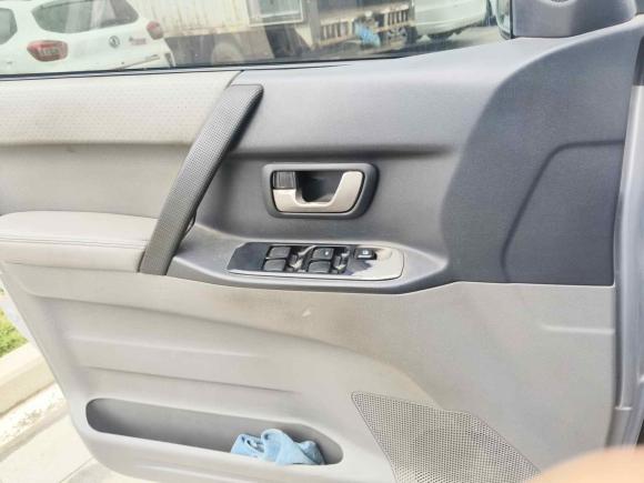 [青岛·鲁B] 二手三菱帕杰罗2006款 3.0L AT GLS