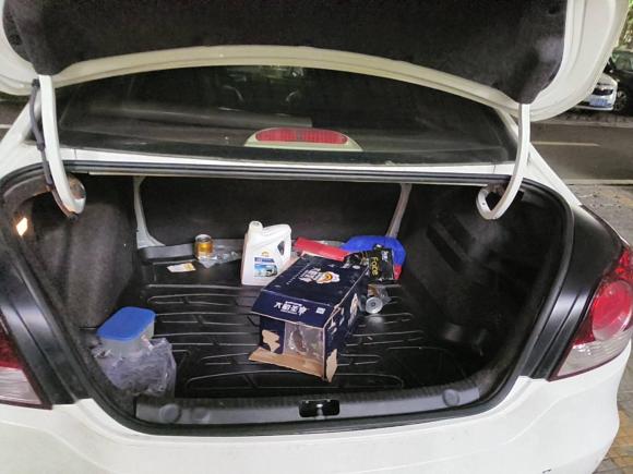 [成都·川A] 二手大众朗逸2011款 1.6L 手动品悠版