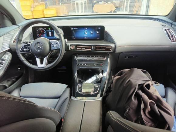 [广州·粤B] 二手奔驰奔驰EQC2021款 EQC 350 4MATIC