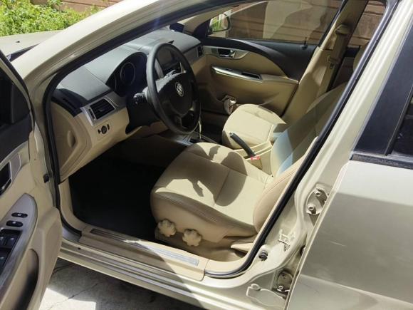 [上海·蒙B] 二手别克凯越2013款 1.5L 自动经典型