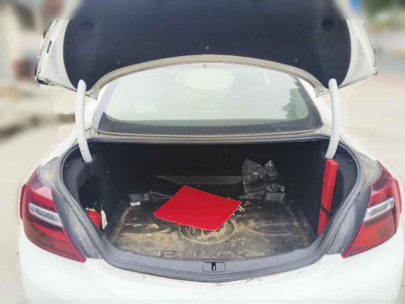 [青岛·鲁B] 二手别克君威2015款 1.6T 精英技术型