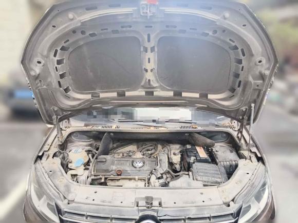 [南昌·赣A] 二手大众途安2011款 1.4T 手动智尚版5座