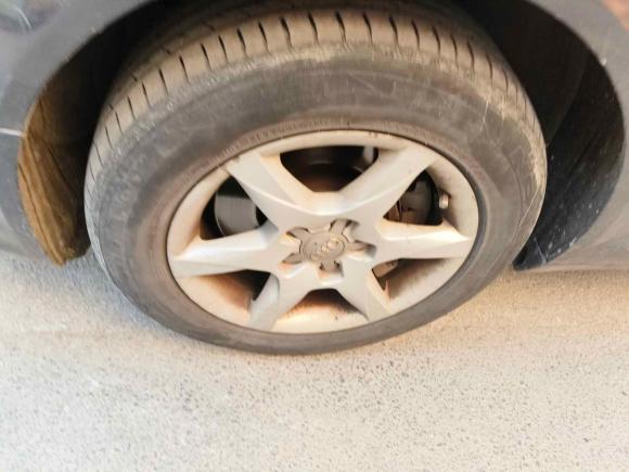 [青岛·鲁B] 二手奥迪奥迪A6L2009款 2.0 TFSI 手动标准型