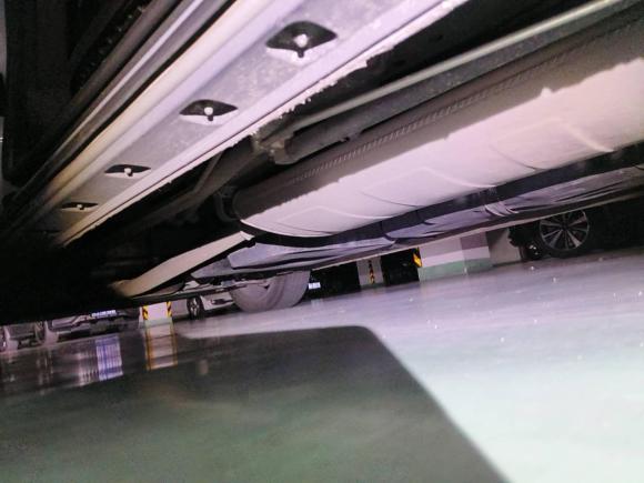 [杭州·浙A] 二手红旗红旗HQ92023款 2.0T 智联旗领版