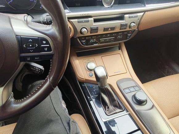 [武汉·鄂A] 二手雷克萨斯雷克萨斯ES2015款 300h 舒适版