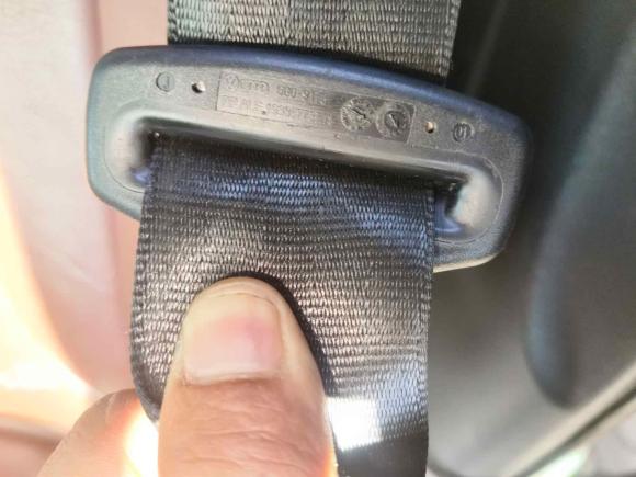 [深圳·粤B] 二手奥迪奥迪A4L2015款 35 TFSI 自动标准型