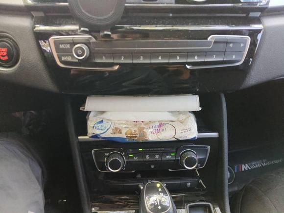 [上海·沪D] 二手宝马宝马2系旅行车2016款 218i 时尚型