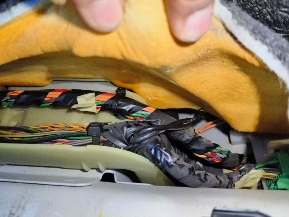 [西安·陕U] 二手沃尔沃沃尔沃S602012款 T5 舒适版